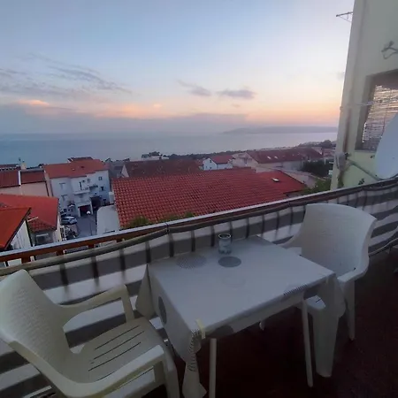 8 Apartment Makarska